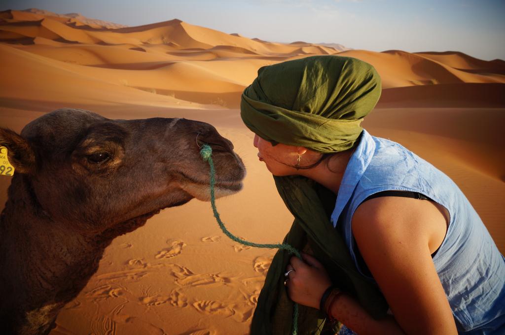 Sahara Camel Tours Camp Hotel Merzouga Room photo